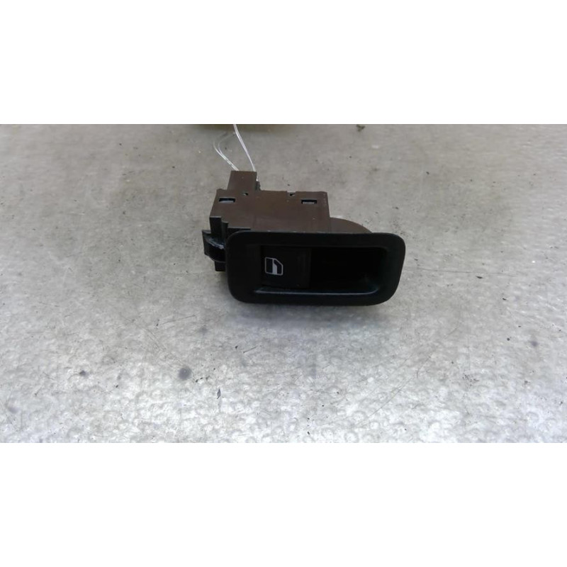 Interrupteur de leve vitre arriere gauche VOLKSWAGEN POLO 5 Photo n°1