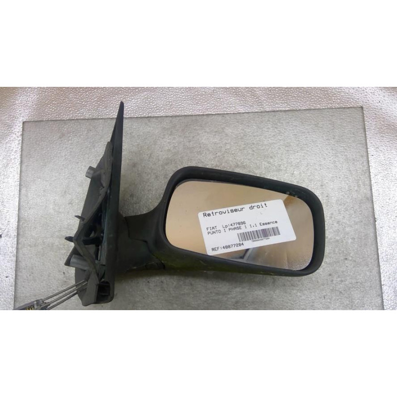 Retroviseur droit FIAT PUNTO 1 Photo n°1