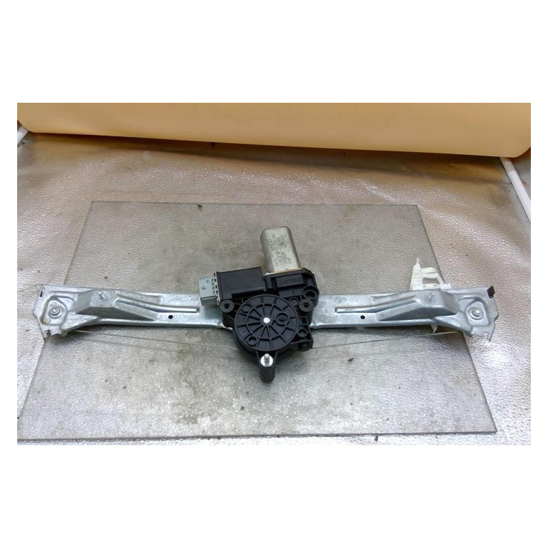 Leve vitre electrique arriere droit LANCIA DELTA 3 Photo n°1