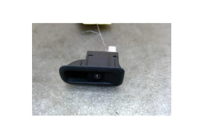 Interrupteur de leve vitre arriere gauche SKODA ROOMSTER Photo n°1