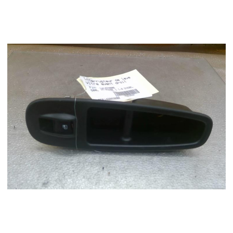 Interrupteur de leve vitre avant droit FIAT 500L Photo n°1