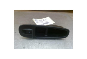 Interrupteur de leve vitre avant droit FIAT 500L Photo n°1