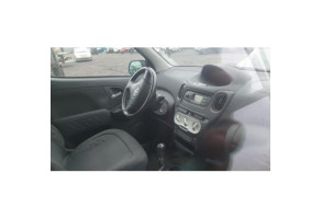 Moteur essuie glace arriere TOYOTA YARIS VERSO Photo n°3