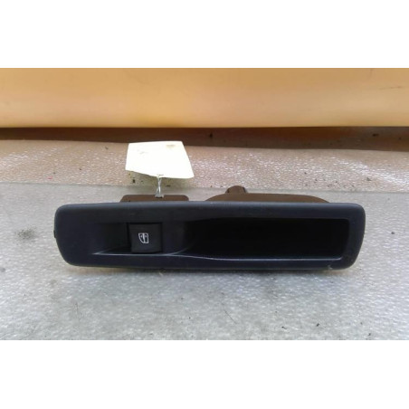 Interrupteur de leve vitre arriere droit RENAULT MEGANE 3