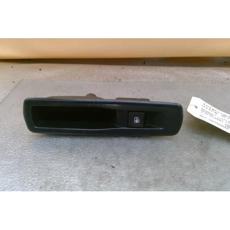 Interrupteur de leve vitre arriere droit RENAULT MEGANE 3