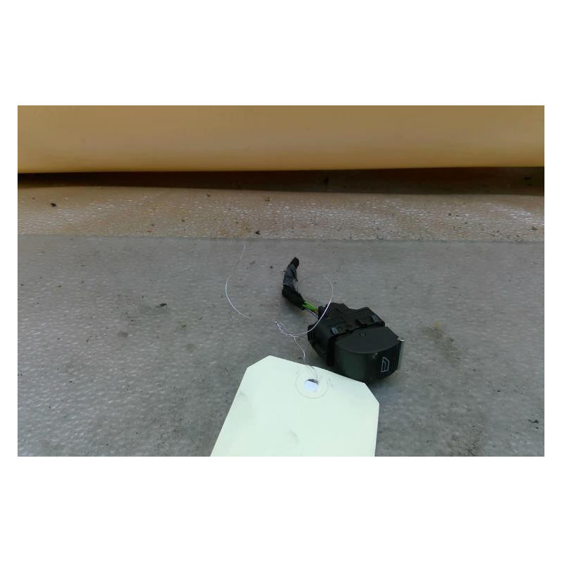 Interrupteur de leve vitre avant droit FORD C-MAX 2 Photo n°1