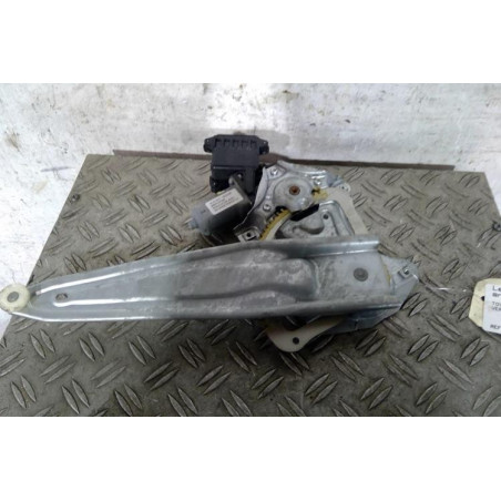 Leve vitre electrique arriere gauche TOYOTA VERSO