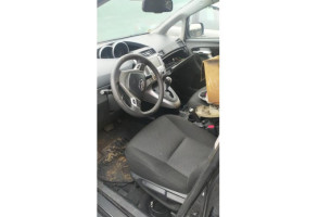 Leve vitre electrique arriere gauche TOYOTA VERSO Photo n°10