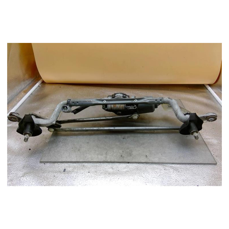 Moteur essuie glace avant TOYOTA VERSO Photo n°1