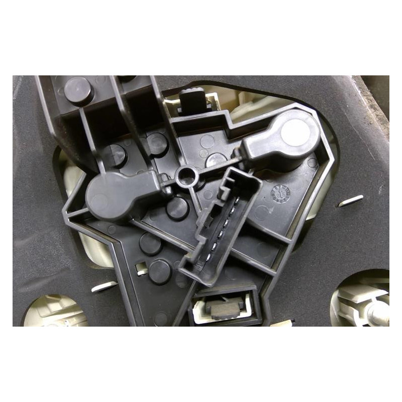 Feu arriere principal droit (feux) BMW SERIE 1 E87 Photo n°1