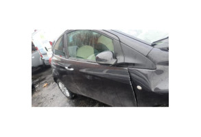 Feu arriere stop central FORD KA 2 Photo n°8