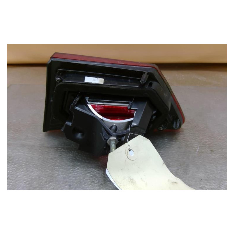 Feu arriere secondaire gauche (feux) RENAULT CLIO 4 Photo n°1