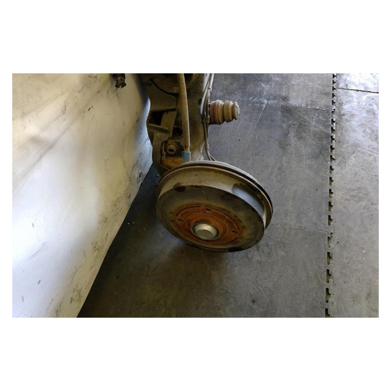 Essieu arriere PEUGEOT 208 1 Photo n°1