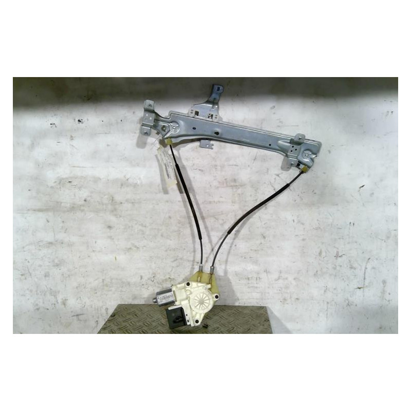 Leve vitre electrique arriere droit RENAULT MEGANE 3 Photo n°1