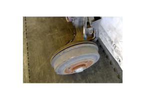 Essieu arriere PEUGEOT 208 1 Photo n°4