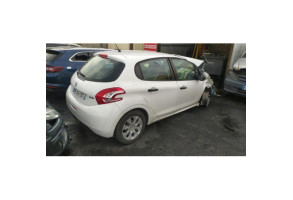 Essieu arriere PEUGEOT 208 1 Photo n°8