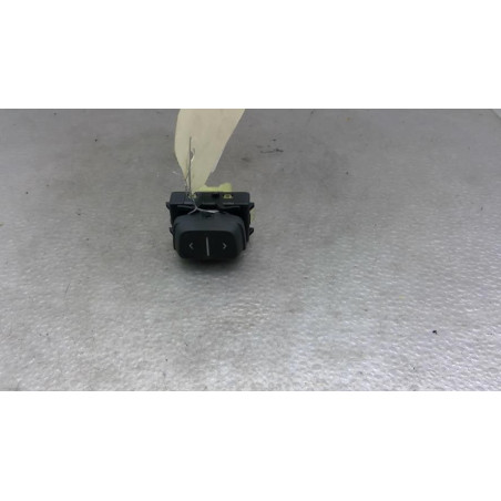 Interrupteur de leve vitre avant gauche DACIA SANDERO 2