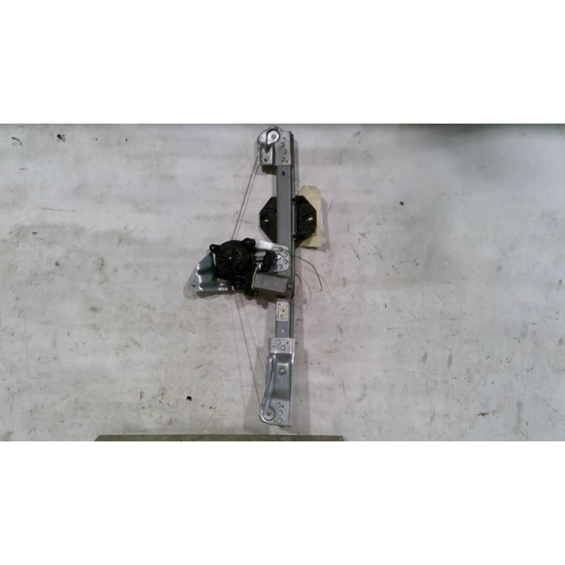 Leve vitre electrique avant gauche DACIA SANDERO 2 Photo n°1