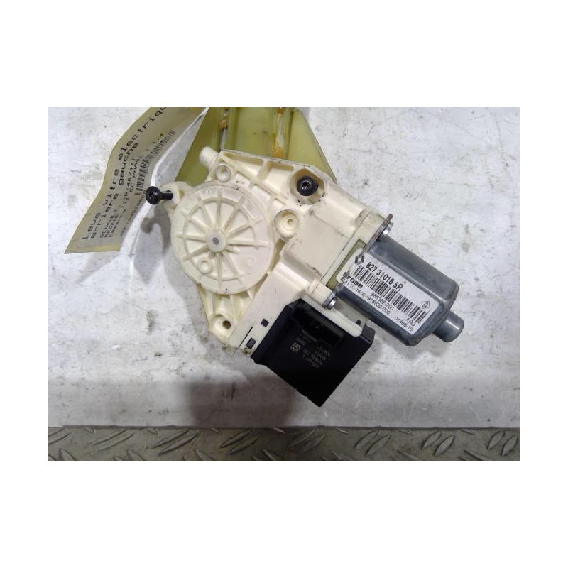 Leve vitre electrique arriere gauche RENAULT MEGANE 3 Photo n°1