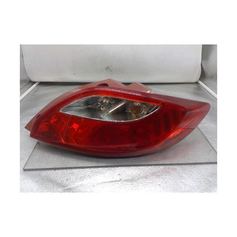 Feu arriere principal droit (feux) MAZDA 2 2 Photo n°1