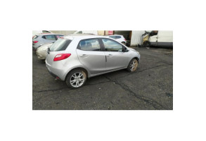 Feu arriere stop central MAZDA 2 2 Photo n°4