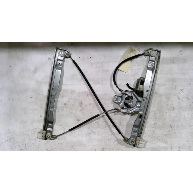 Leve vitre electrique avant gauche CITROEN DS3 Photo n°1