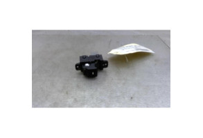 Interrupteur de leve vitre avant droit HYUNDAI I 20 2 Photo n°1