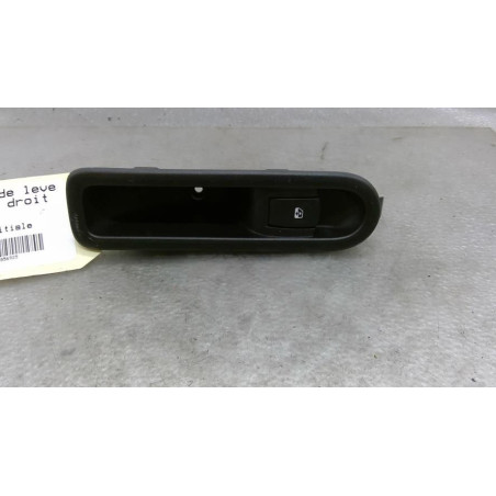 Interrupteur de leve vitre arriere droit RENAULT CLIO 3