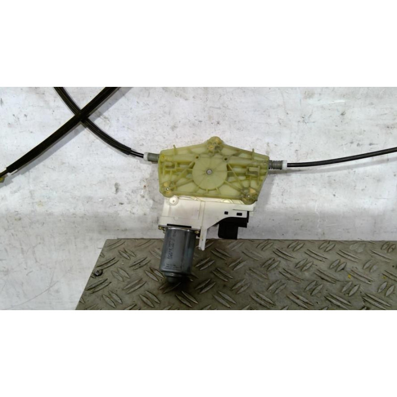 Leve vitre electrique avant droit AUDI A6 3 Photo n°1