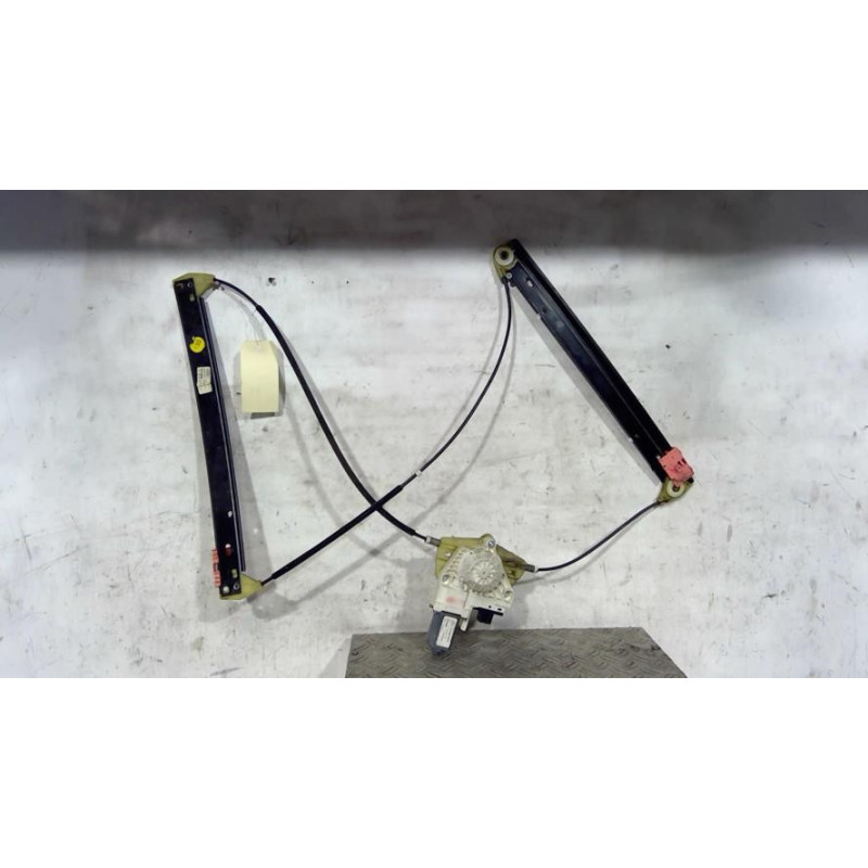 Leve vitre electrique avant gauche AUDI A6 3 Photo n°1