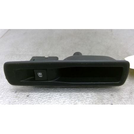 Interrupteur de leve vitre arriere droit RENAULT MEGANE 3