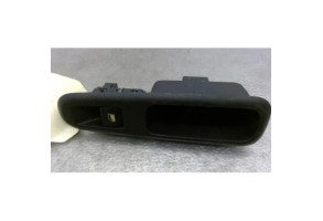 Interrupteur de leve vitre arriere droit PEUGEOT 3008 1 Photo n°1