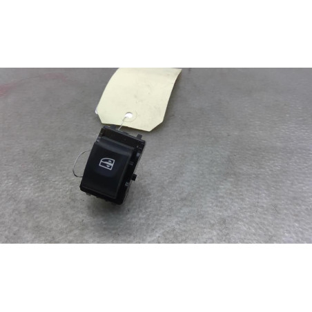 Interrupteur de leve vitre arriere gauche RENAULT LATITUDE