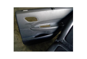 Interieur complet PEUGEOT 5008 1 Photo n°4