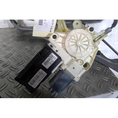 Leve vitre electrique avant gauche RENAULT LAGUNA 3