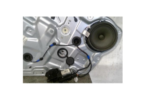 Leve vitre electrique arriere gauche KIA CEE-D 1 SPORT WAGON Photo n°2