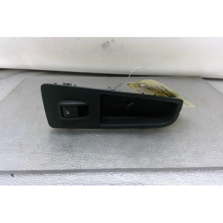 Interrupteur de leve vitre avant droit FIAT BRAVO 2