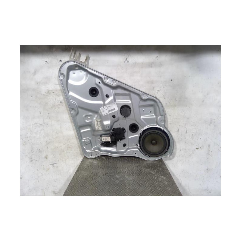 Leve vitre electrique arriere droit KIA CEE-D 1 Photo n°1