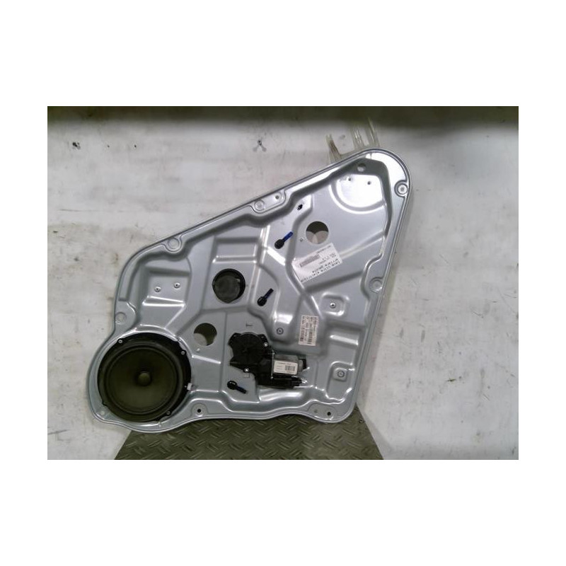 Leve vitre electrique arriere gauche KIA CEE-D 1 Photo n°1