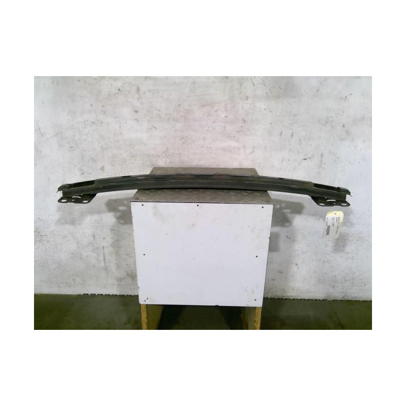 Renfort pare choc avant (traverse) KIA CEE-D 1 Photo n°1