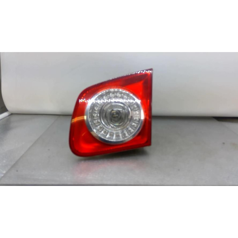 Feu arriere secondaire droit (feux) VOLKSWAGEN JETTA 3 Photo n°1