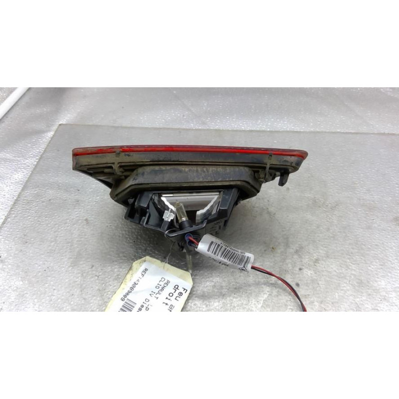 Feu arriere secondaire droit (feux) RENAULT CLIO 4 Photo n°1