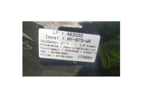 Feu arriere secondaire droit (feux) VOLKSWAGEN JETTA 3 Photo n°12