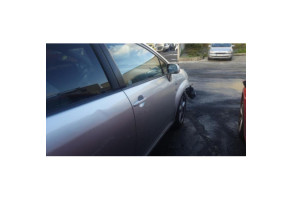 Leve vitre electrique avant droit TOYOTA COROLLA VERSO 2 Photo n°6