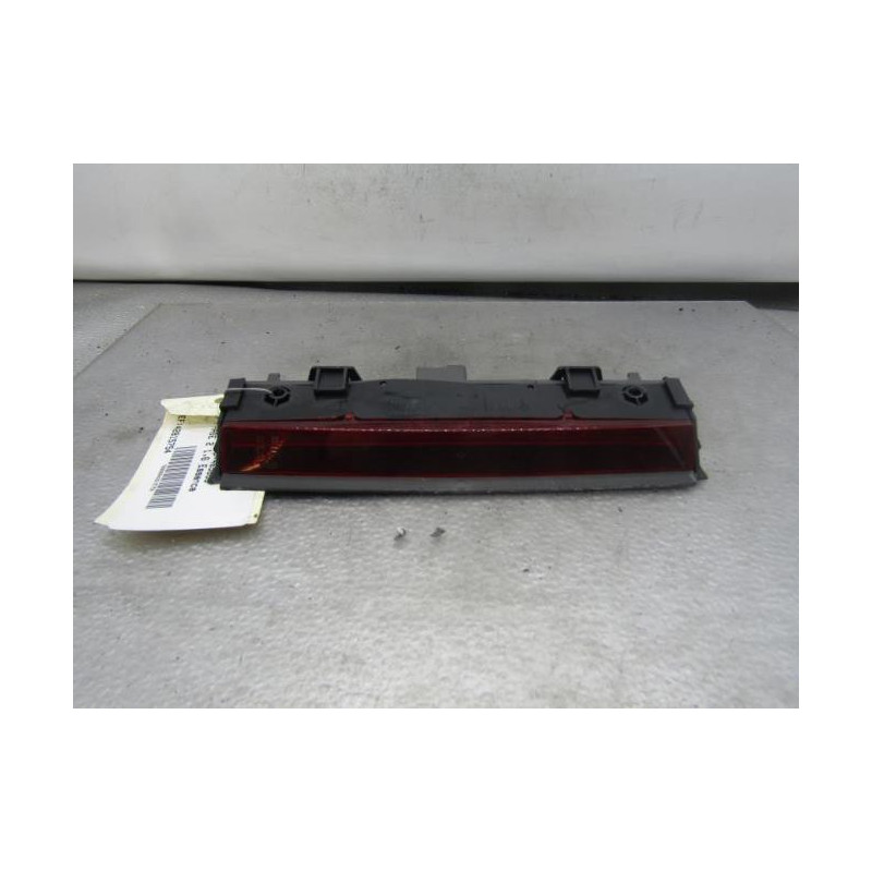 Feu arriere stop central ALFA ROMEO 147 Photo n°1