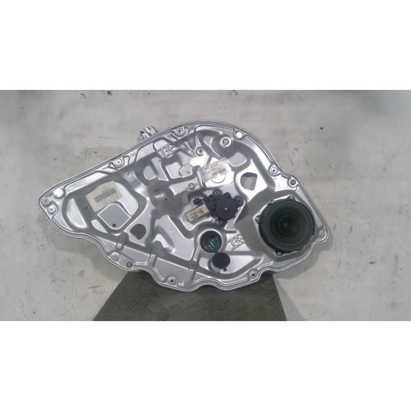 Leve vitre electrique arriere gauche LANCIA MUSA Photo n°1