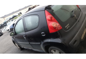 Malle/Hayon arriere PEUGEOT 107 Photo n°8