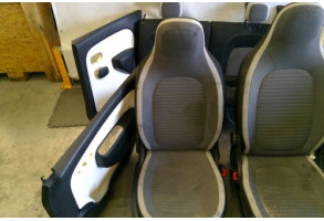 Interieur complet RENAULT TWINGO 3 Photo n°9