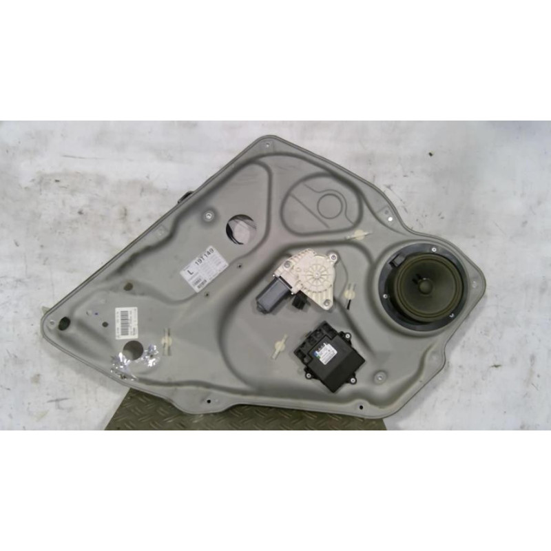 Leve vitre electrique arriere gauche MERCEDES CLASSE B 245 Photo n°1