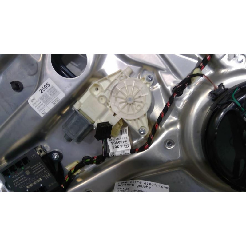 Leve vitre electrique arriere gauche MERCEDES CLASSE C 204 Photo n°1